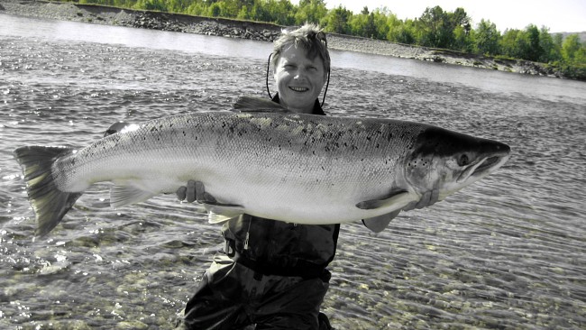 Arne Viste -  24 kilos Laks - Foto Ernst Robert Mortensen